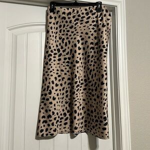 Super fun cheetah long skirt